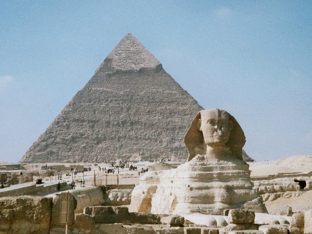 Arnaques touristiques en Égypte (pyramides de Gizeh)